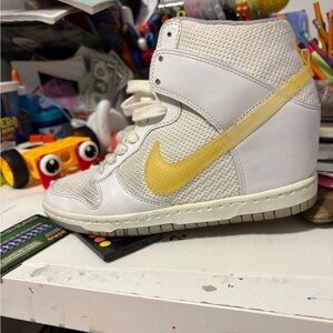 Nike Kids White and Yellow High-Top Sneakers